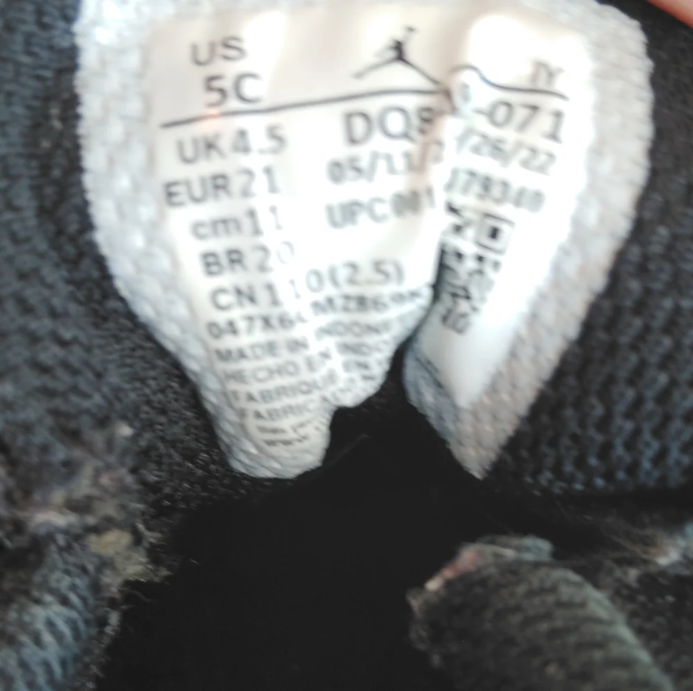 Jordan Max Aura‎ 4 Sz 5c